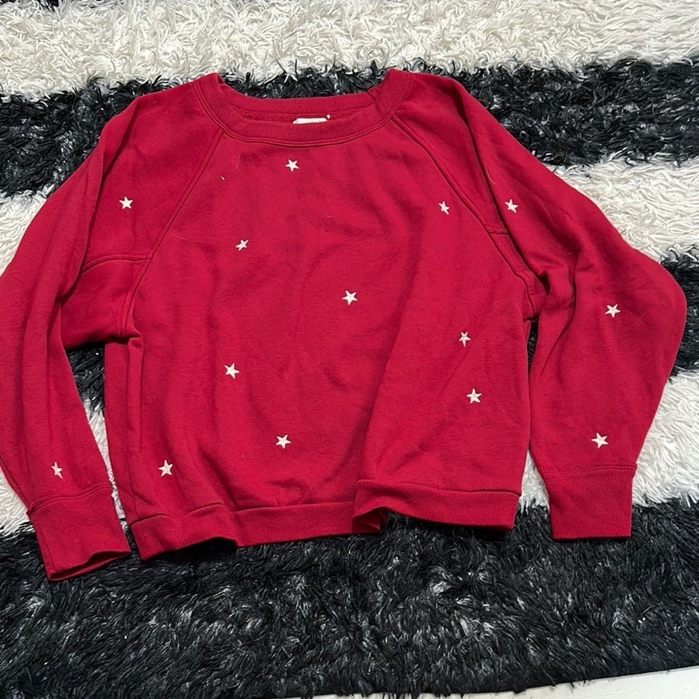 Universal Thread Red Star-Patterned Women's Cropped Sweatshirt, Large